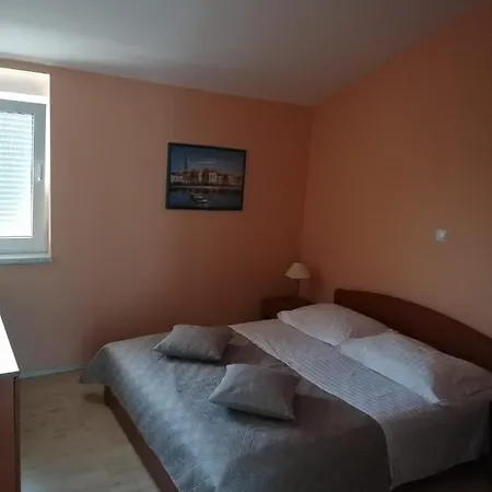 Kazimir * Nečujam